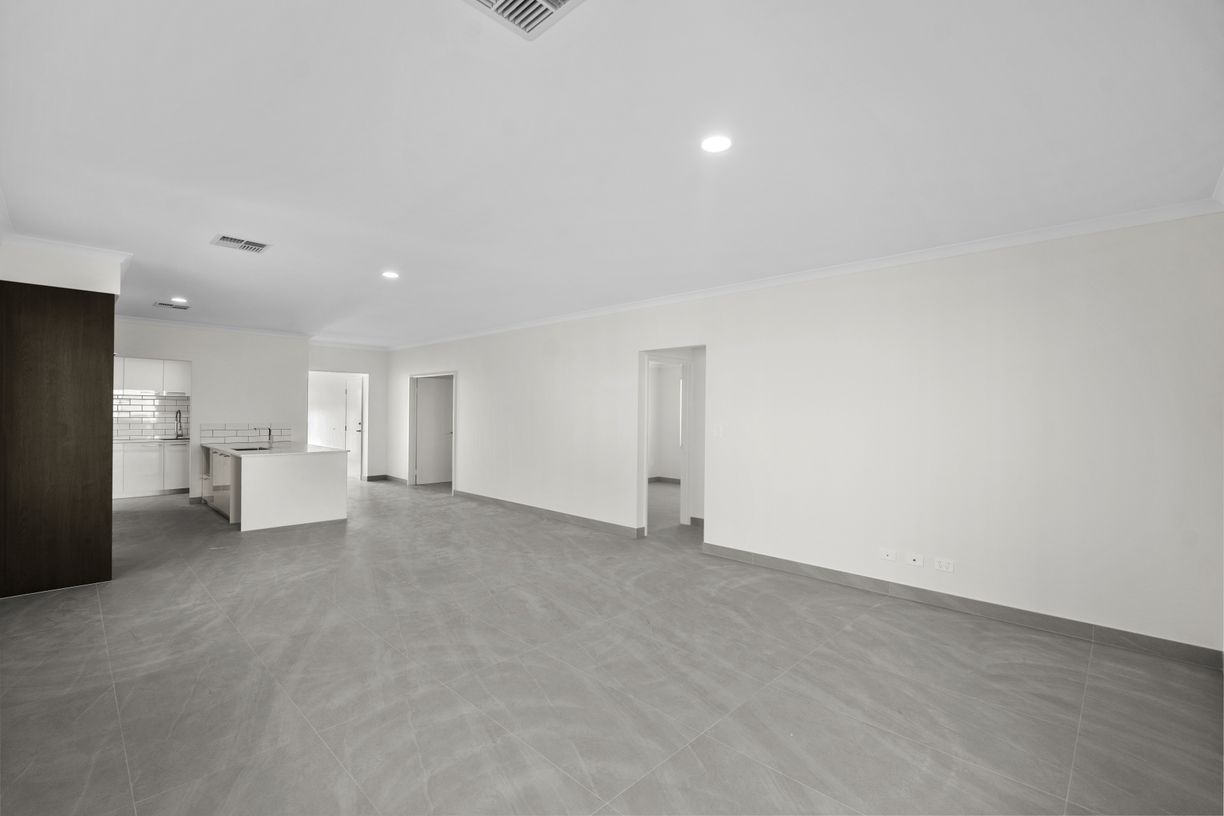 118 Commander Drive — photo 9 of 30