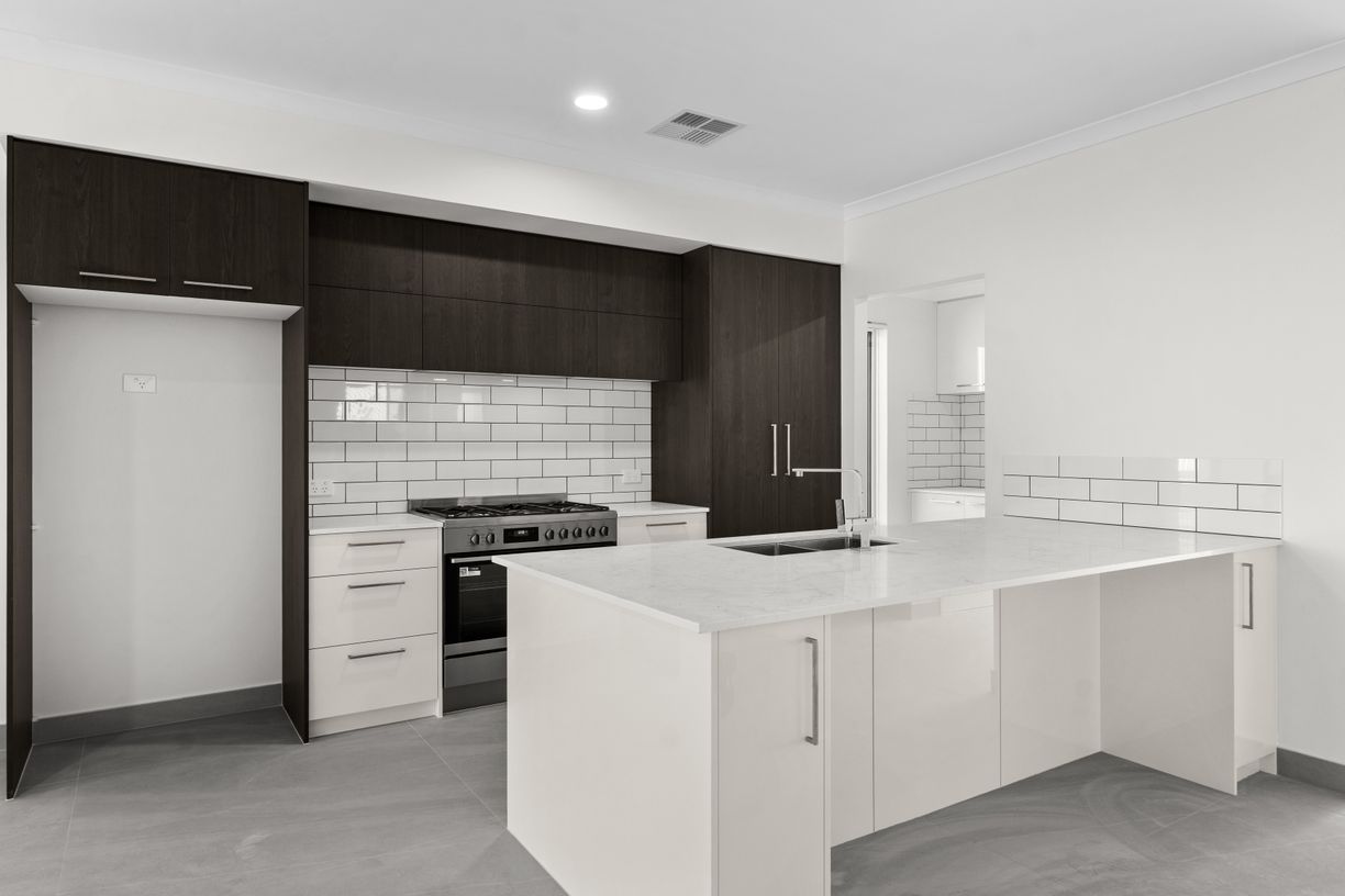 118 Commander Drive — photo 11 of 30