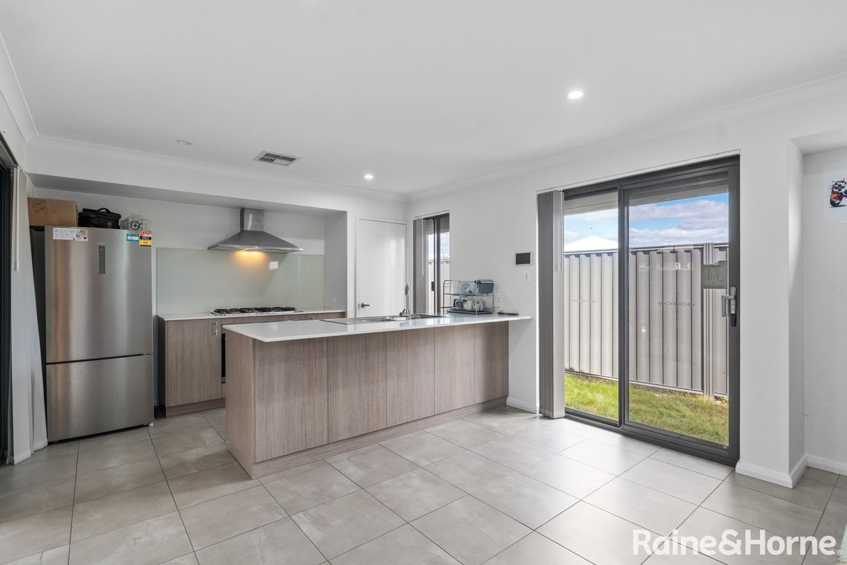 10 Harding Street — photo 5 of 23