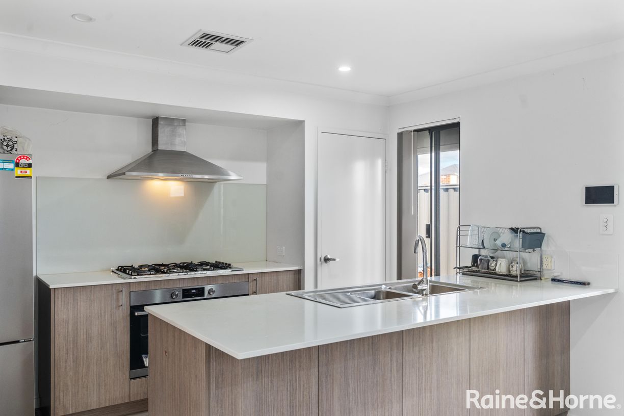 10 Harding Street — photo 4 of 23