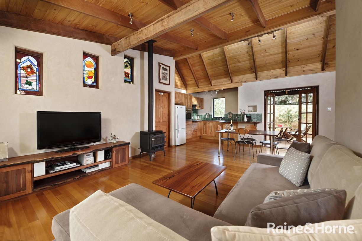 28 Anning Road — photo 7 of 20