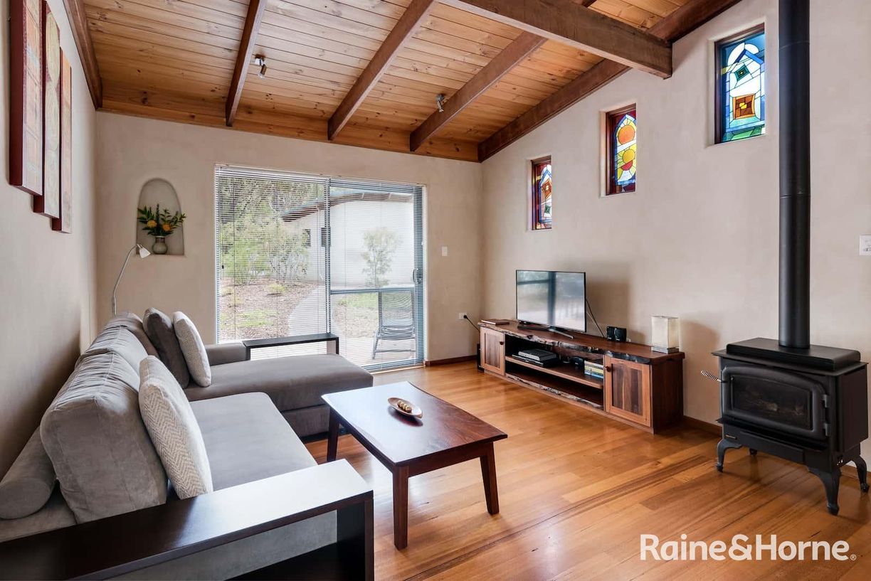 28 Anning Road — photo 10 of 20