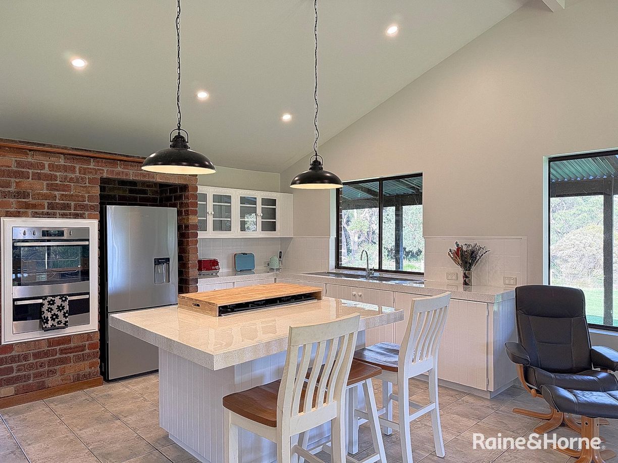 12 Burke Place — photo 11 of 22
