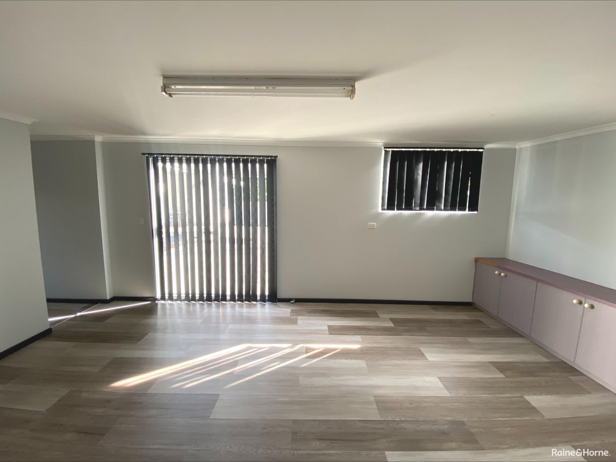 36 Flemington Street — photo 13 of 18