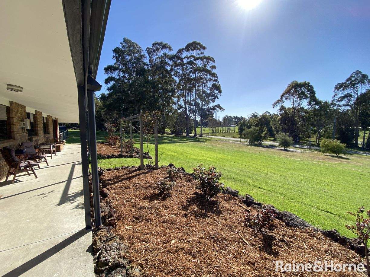 6 Bonthorpe Court — photo 2 of 26