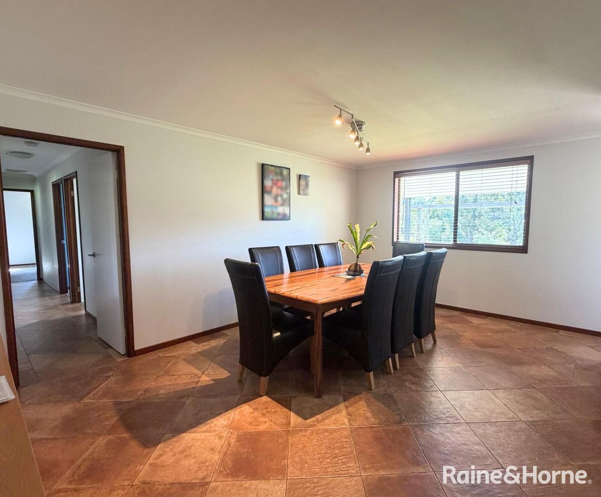 6 Bonthorpe Court — photo 9 of 26