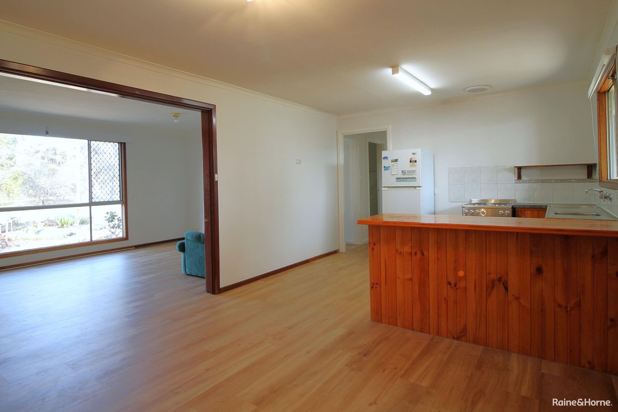 5 Armstrong Street — photo 9 of 19
