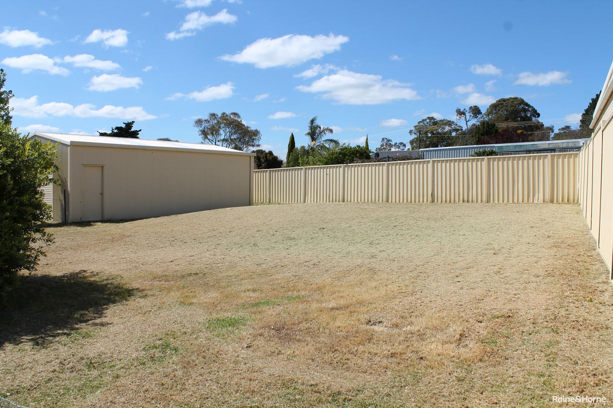18 Osborne Road — photo 14 of 20