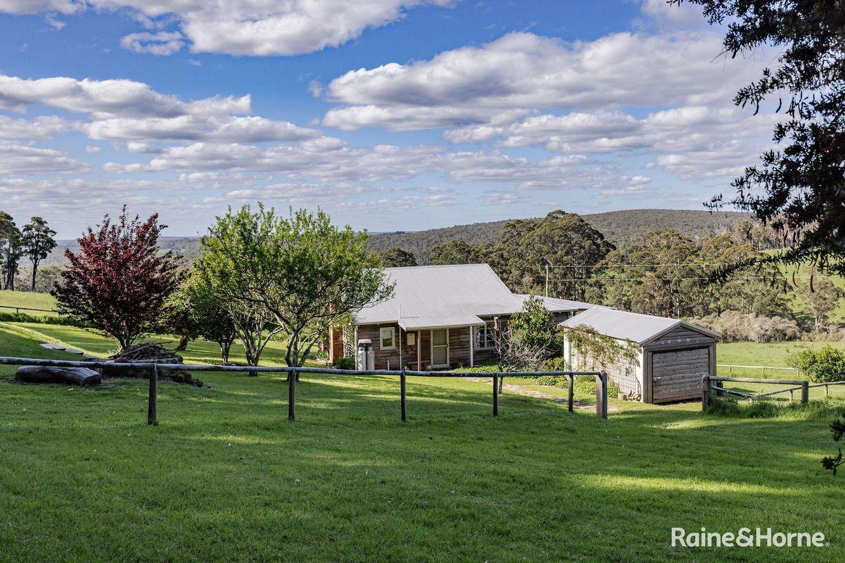 184 Suttons Road — photo from Raine & Horne Great Southern