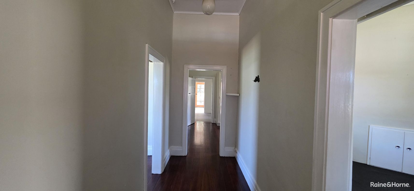 11 McLeod St — photo 13 of 15