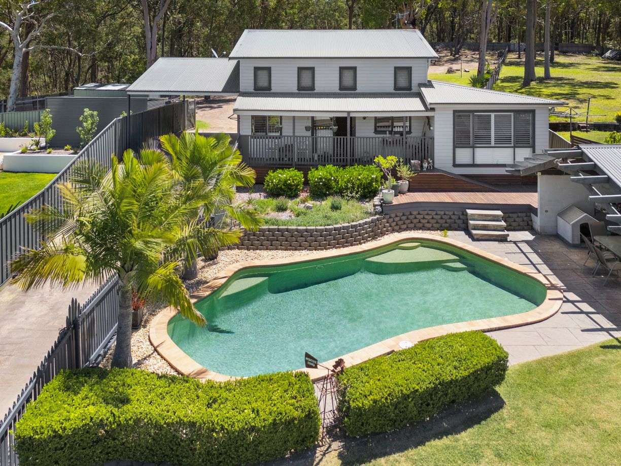 38 Todmorden Road — photo from Raine & Horne Kurri Kurri | Muswellbrook