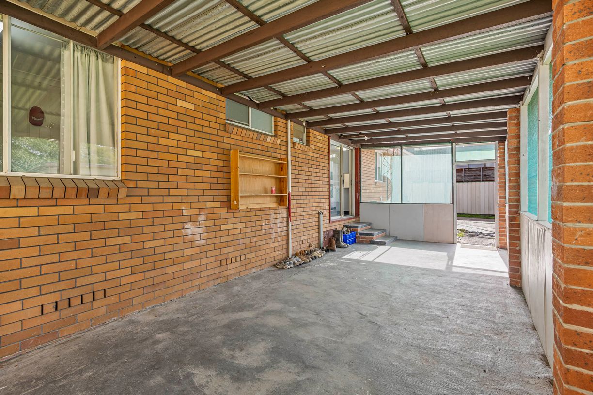 8 Mcgrane Street — photo 10 of 18