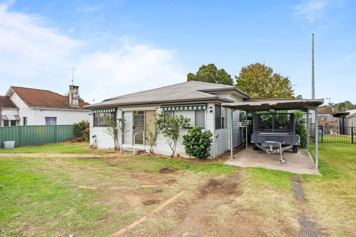 50 Maitland Street — photo from Raine & Horne Kurri Kurri | Muswellbrook