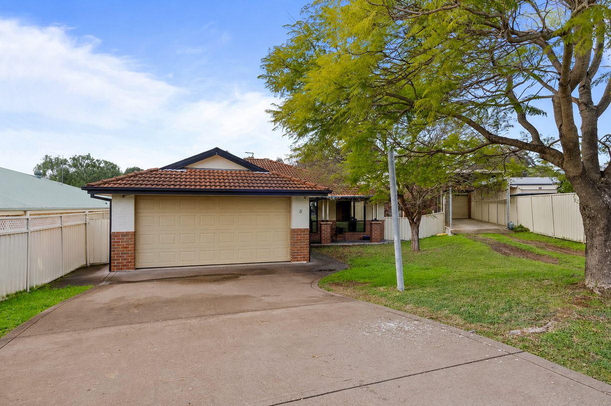 5 Silky Oak Close — photo 15 of 19