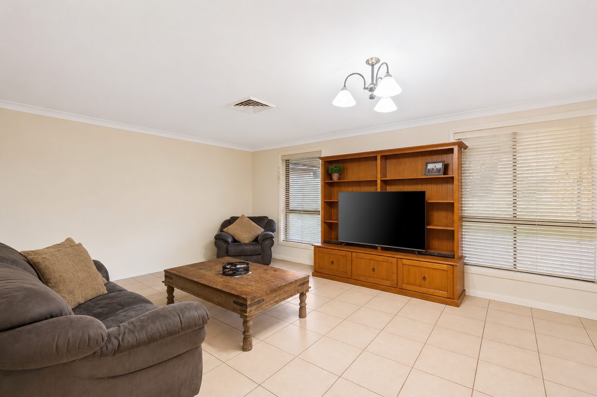 5 Silky Oak Close — photo 6 of 19