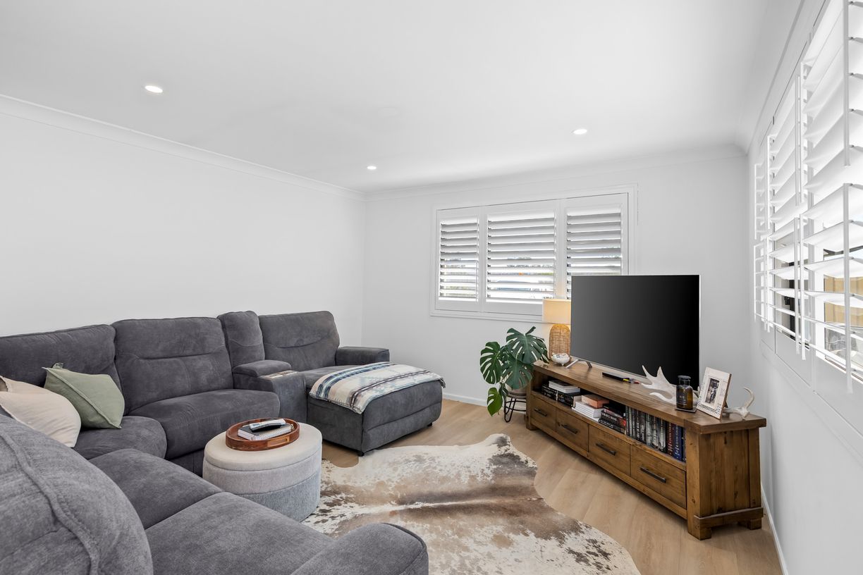 1/27D Mitchell Street — photo 4 of 14