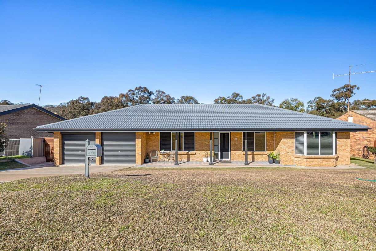6 Shiraz Street — photo 2 of 24