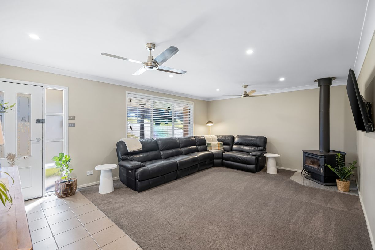 6 Shiraz Street — photo 3 of 24