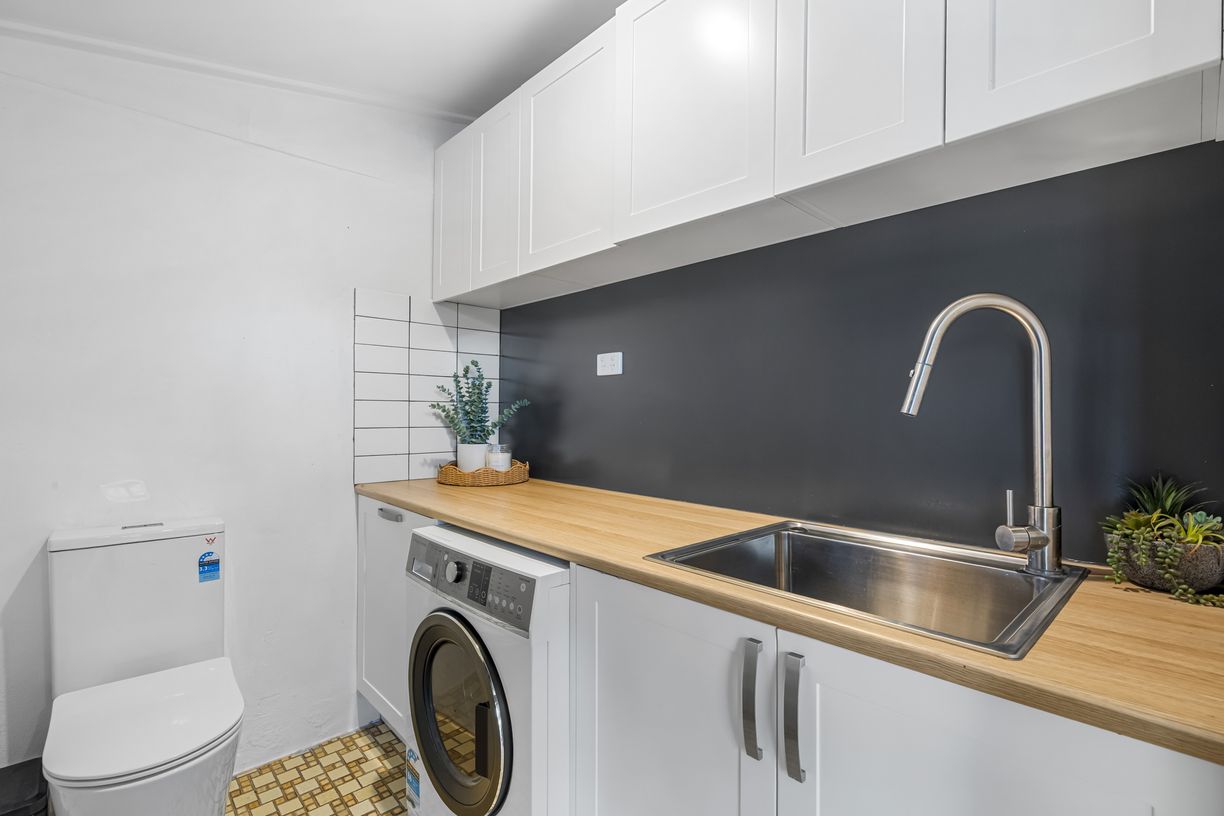 6 Shiraz Street — photo 14 of 24
