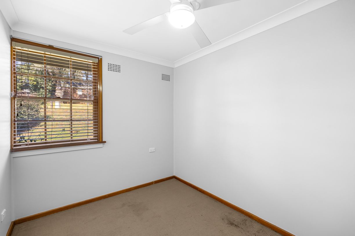 8 Tarakan Avenue — photo 7 of 20