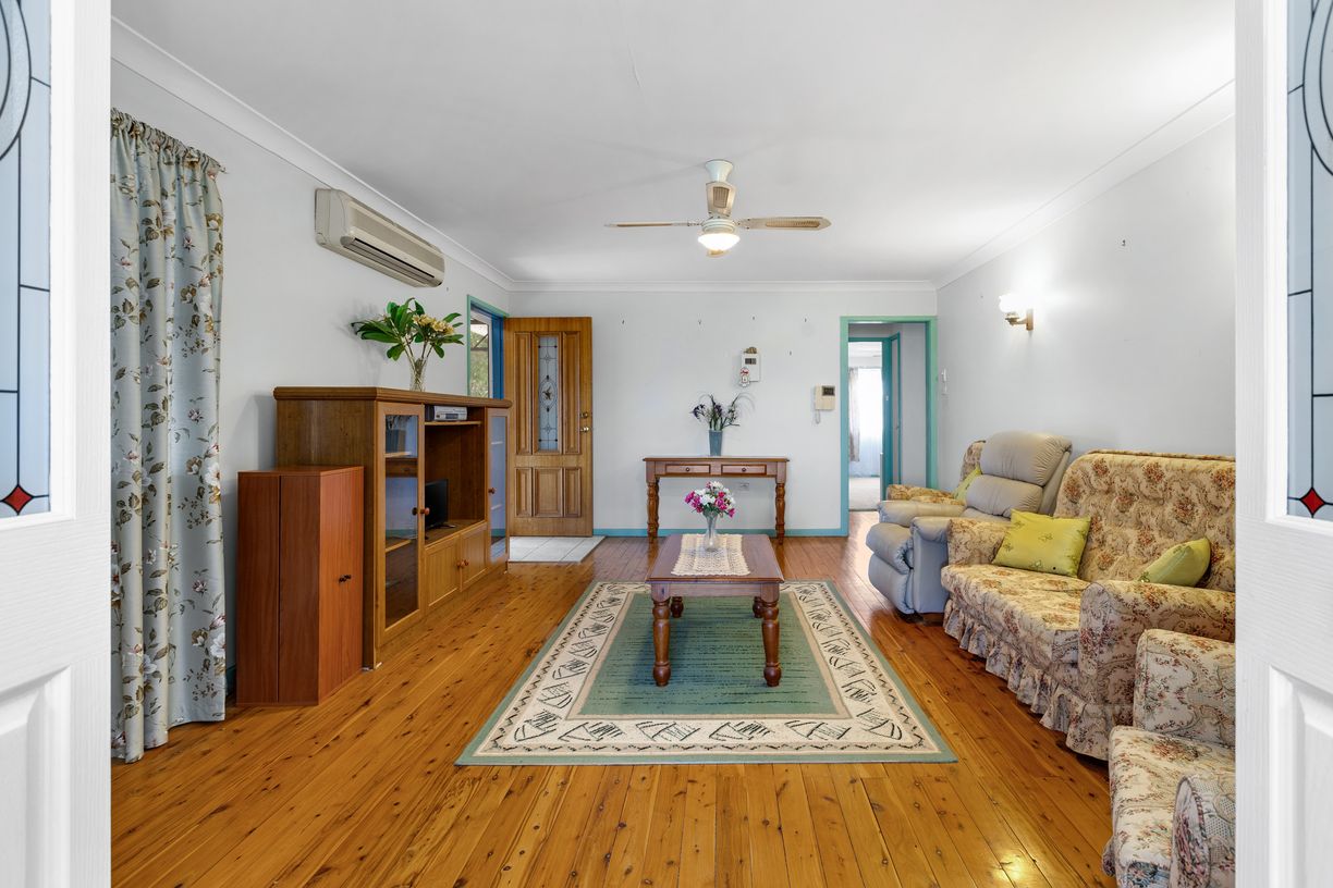 15 Upper Campbell Street — photo 3 of 18