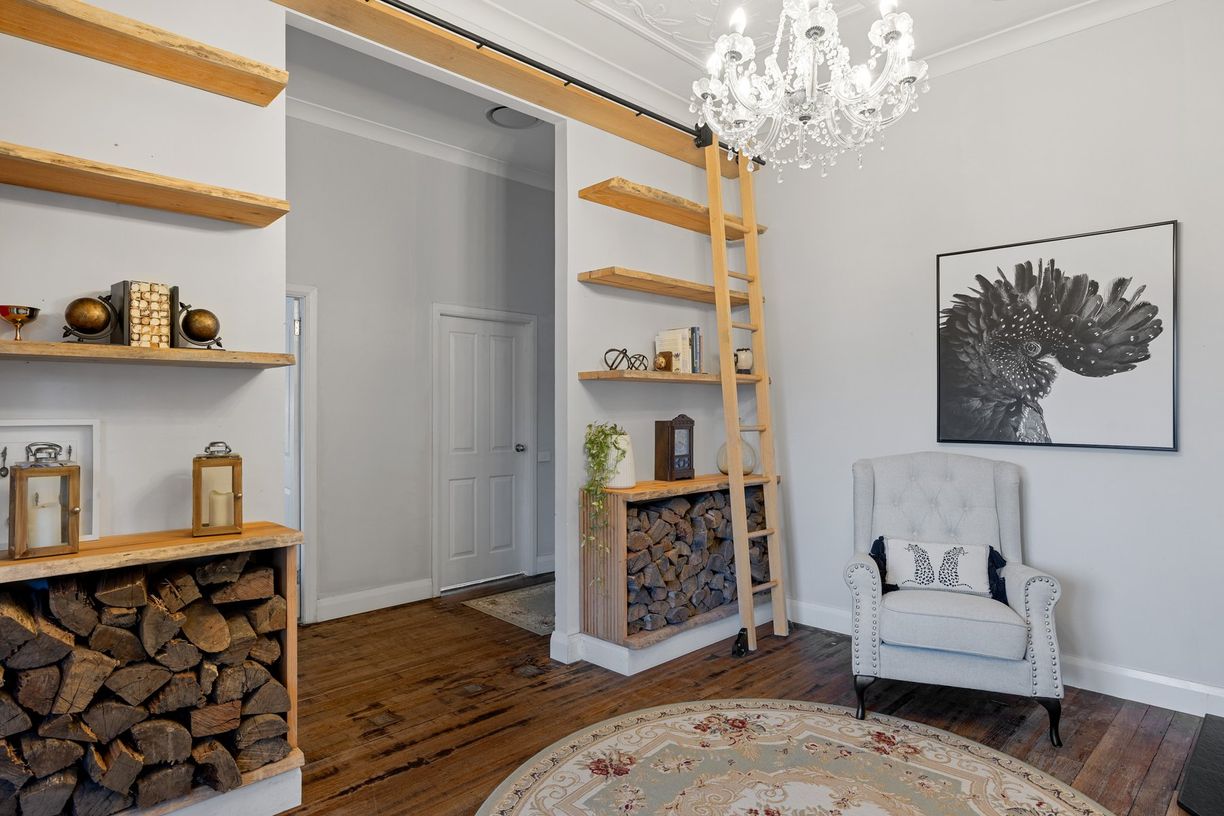 337 Lang Street — photo 4 of 29