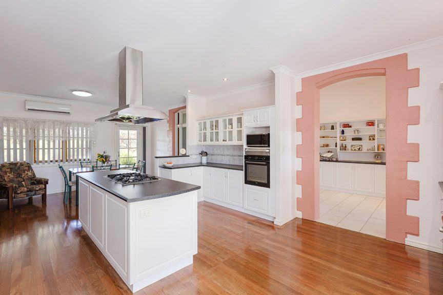129 Campbell Street — photo 11 of 30