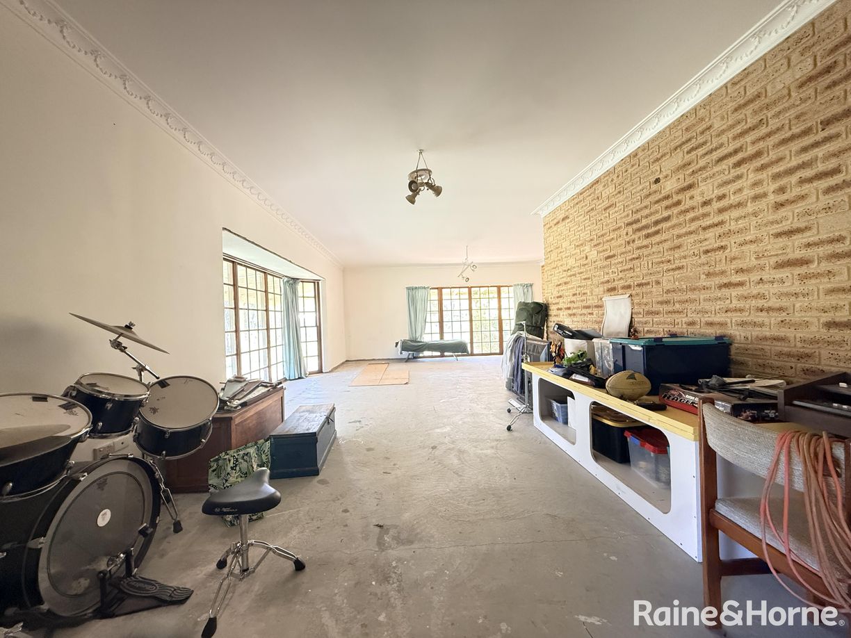 18 Alana Road — photo 22 of 30