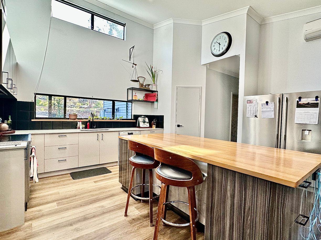 58 Pitt Street — photo 3 of 30