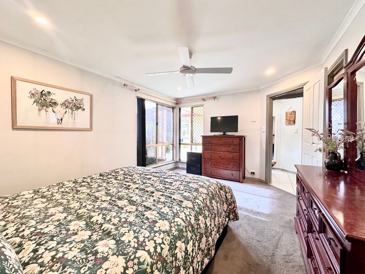 111 Colin Street — photo 10 of 30