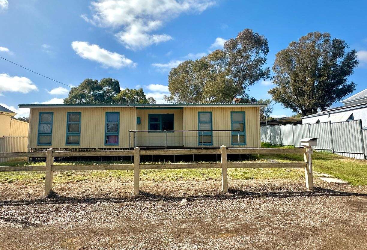 39 Stratford Street — photo from Raine & Horne Rural WA