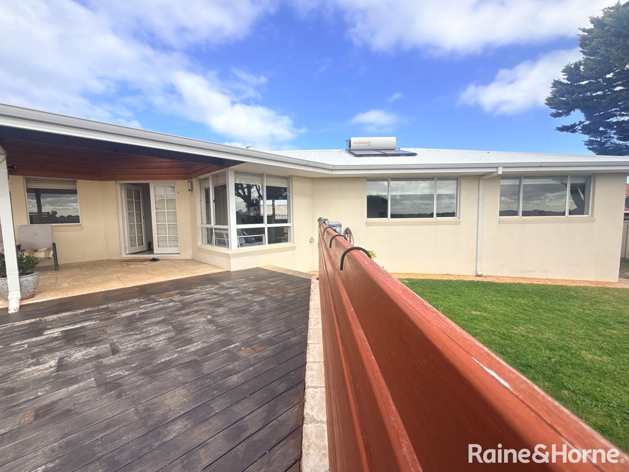 19 Springfield Street — photo 15 of 23