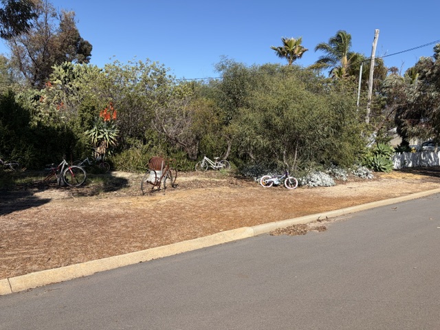 52 Bull Street — photo 8 of 10