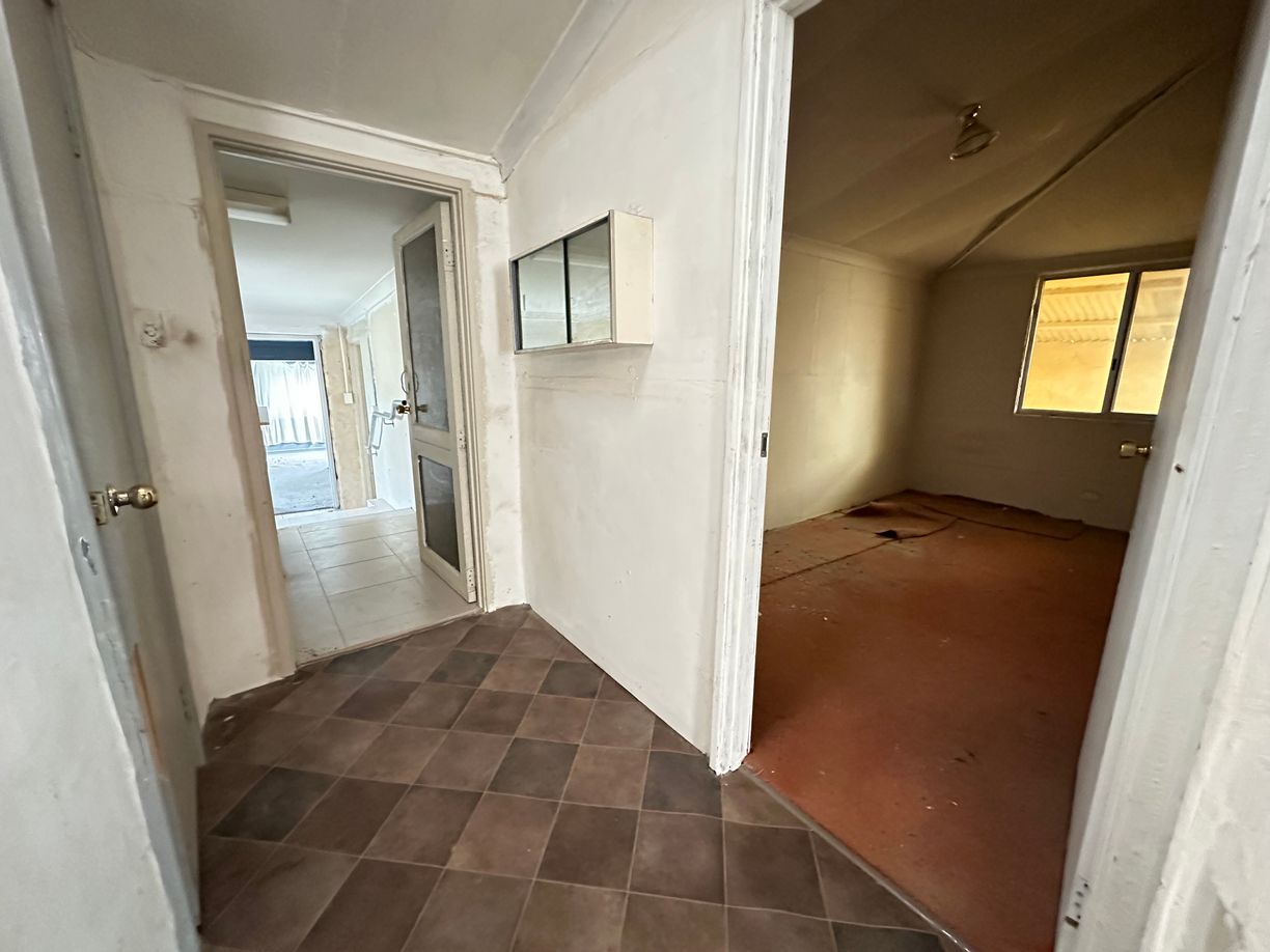 23 Brown Street — photo 13 of 30