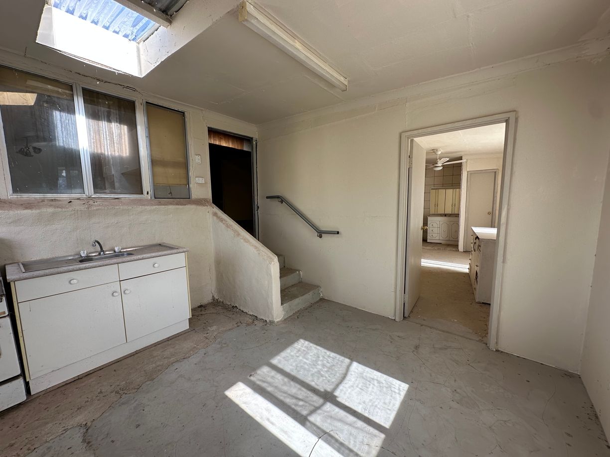23 Brown Street — photo 7 of 30