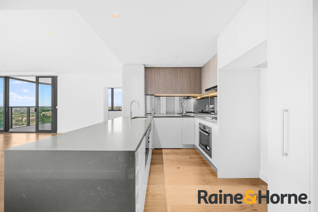 2102/36 Walker Street — photo 5 of 22