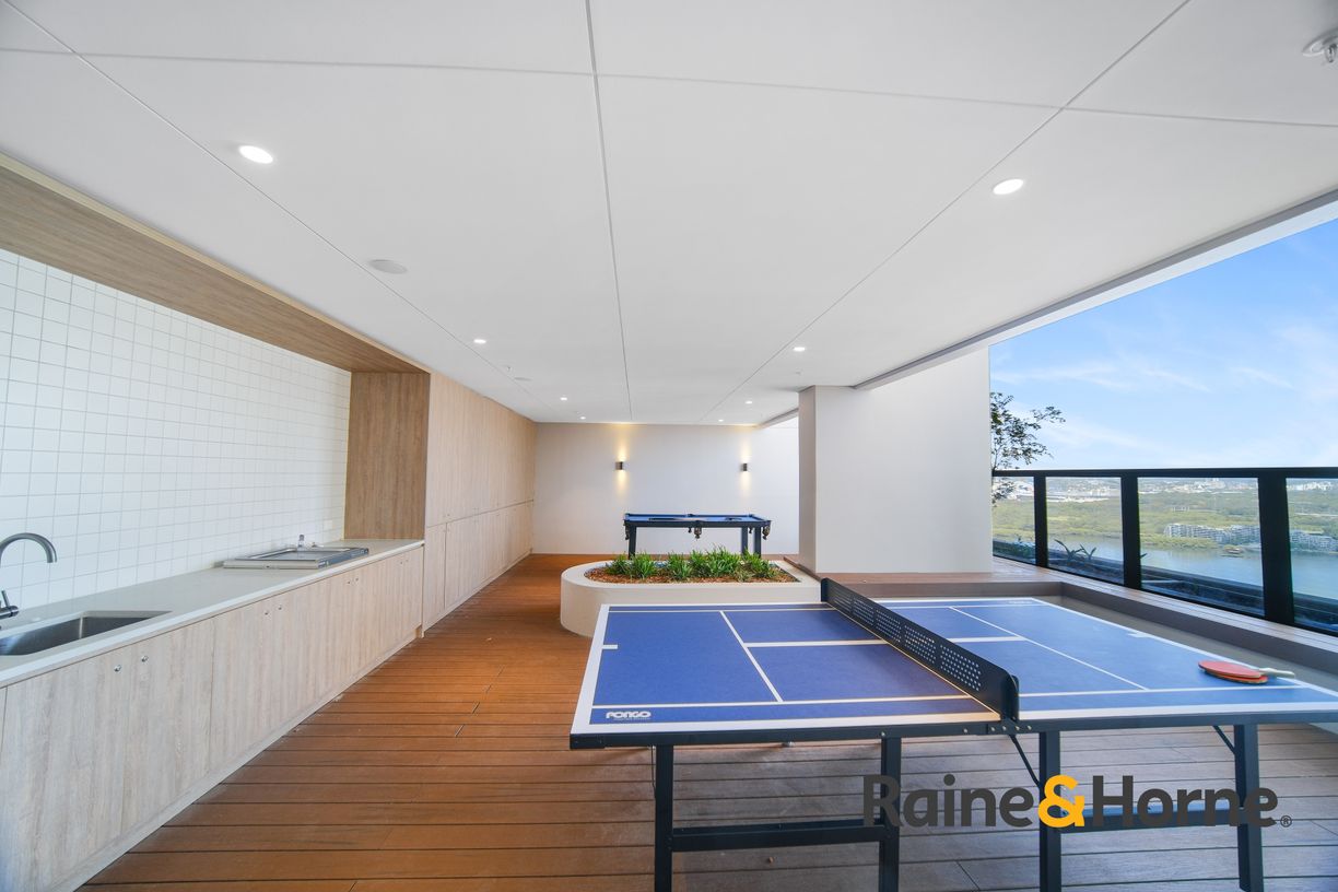2102/36 Walker Street — photo 18 of 22