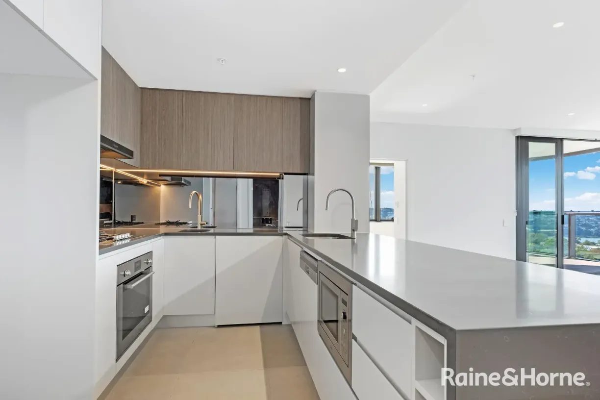 Rented for $1,450 - Level 20, 2001/36 Walker Street, Rhodes, NSW 2138 ...
