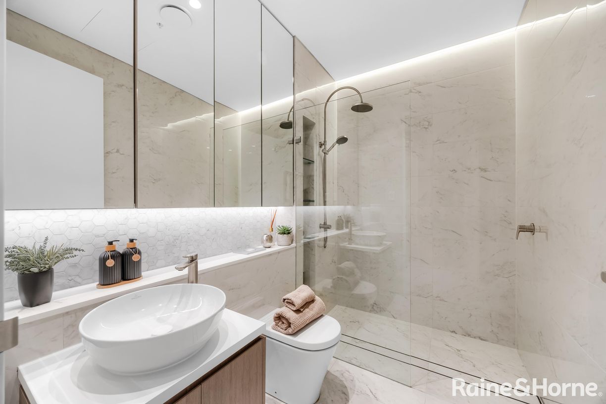 3702/8 Walker Street — photo 14 of 30