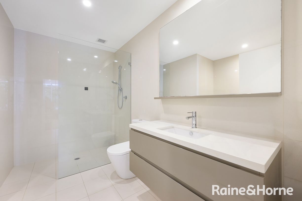 214/2 Palm Avenue — photo 8 of 14