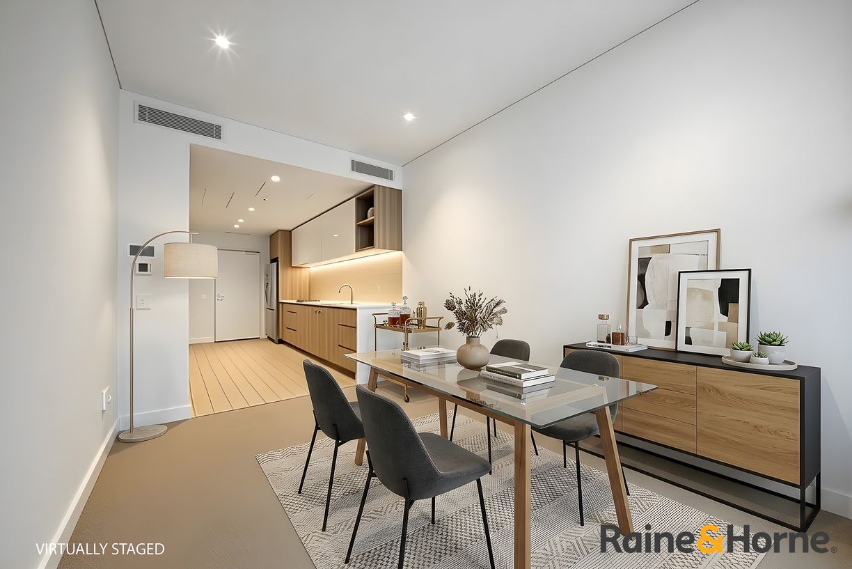 20807/2B Figtree Drive — photo 3 of 16