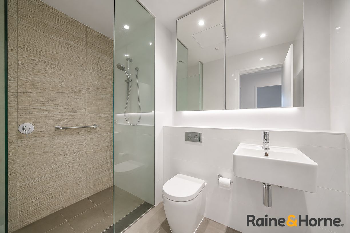 20807/2B Figtree Drive — photo 7 of 16