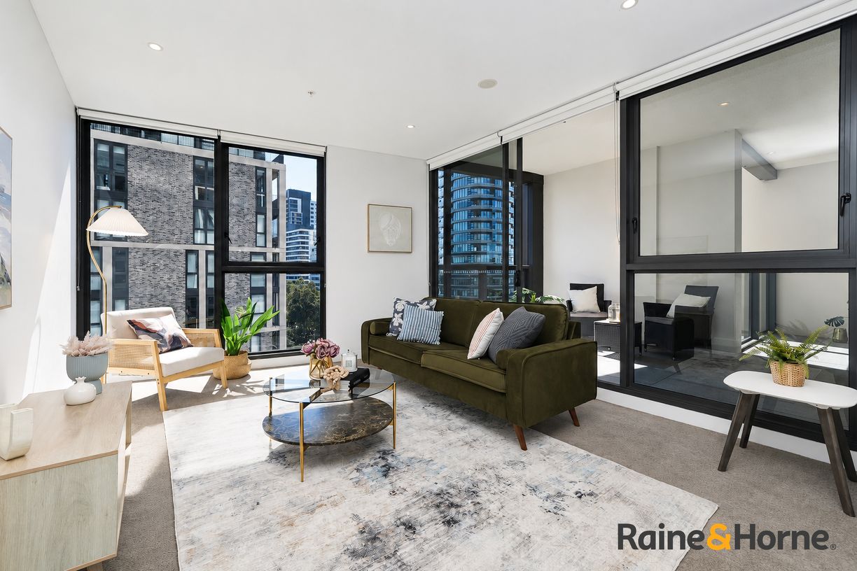 20807/2B Figtree Drive — photo from Raine & Horne Rhodes | Wentworth Point