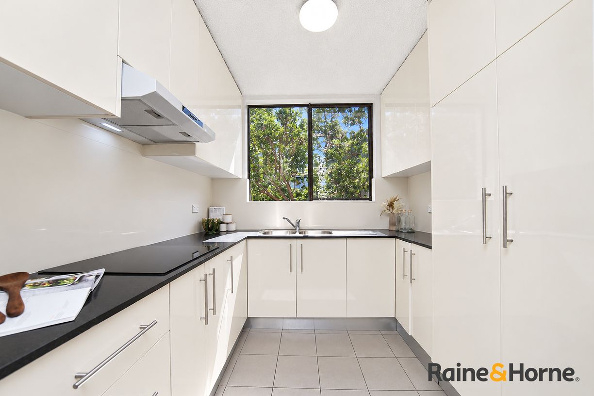 5/41-43 Forsyth Street — photo 2 of 14