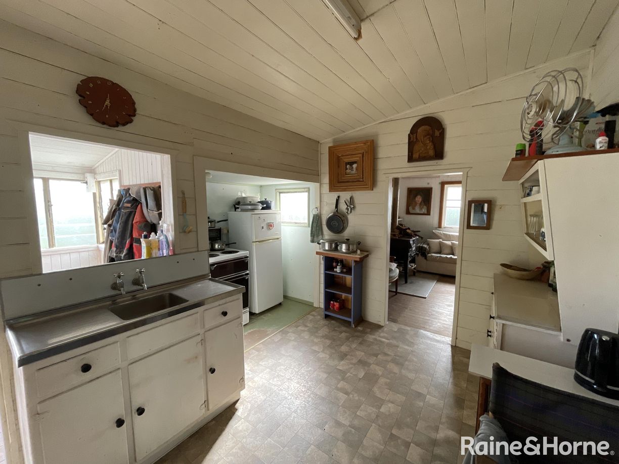 26 Great Road Street — photo 7 of 26