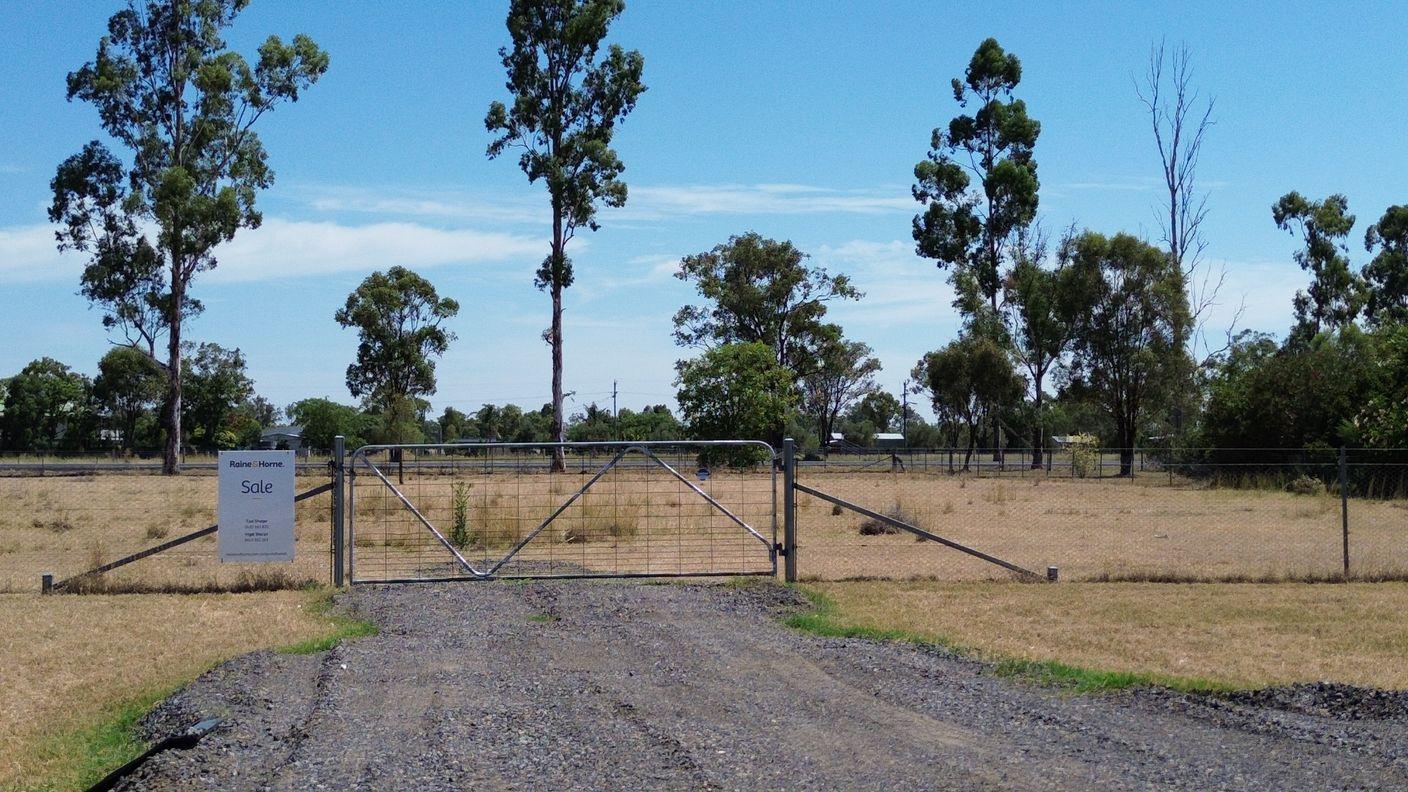 10 MacIntyre Street — photo from Raine & Horne Goondiwindi