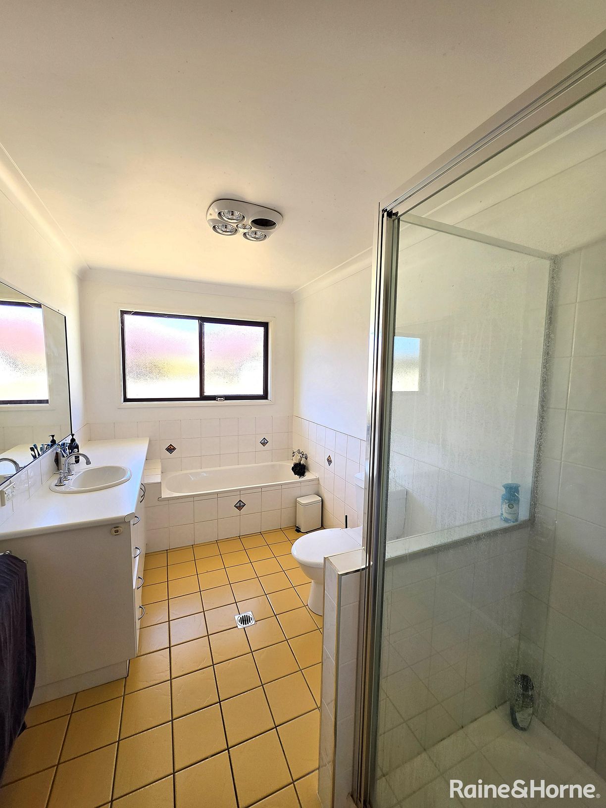 18 Bernborough Place — photo 14 of 30