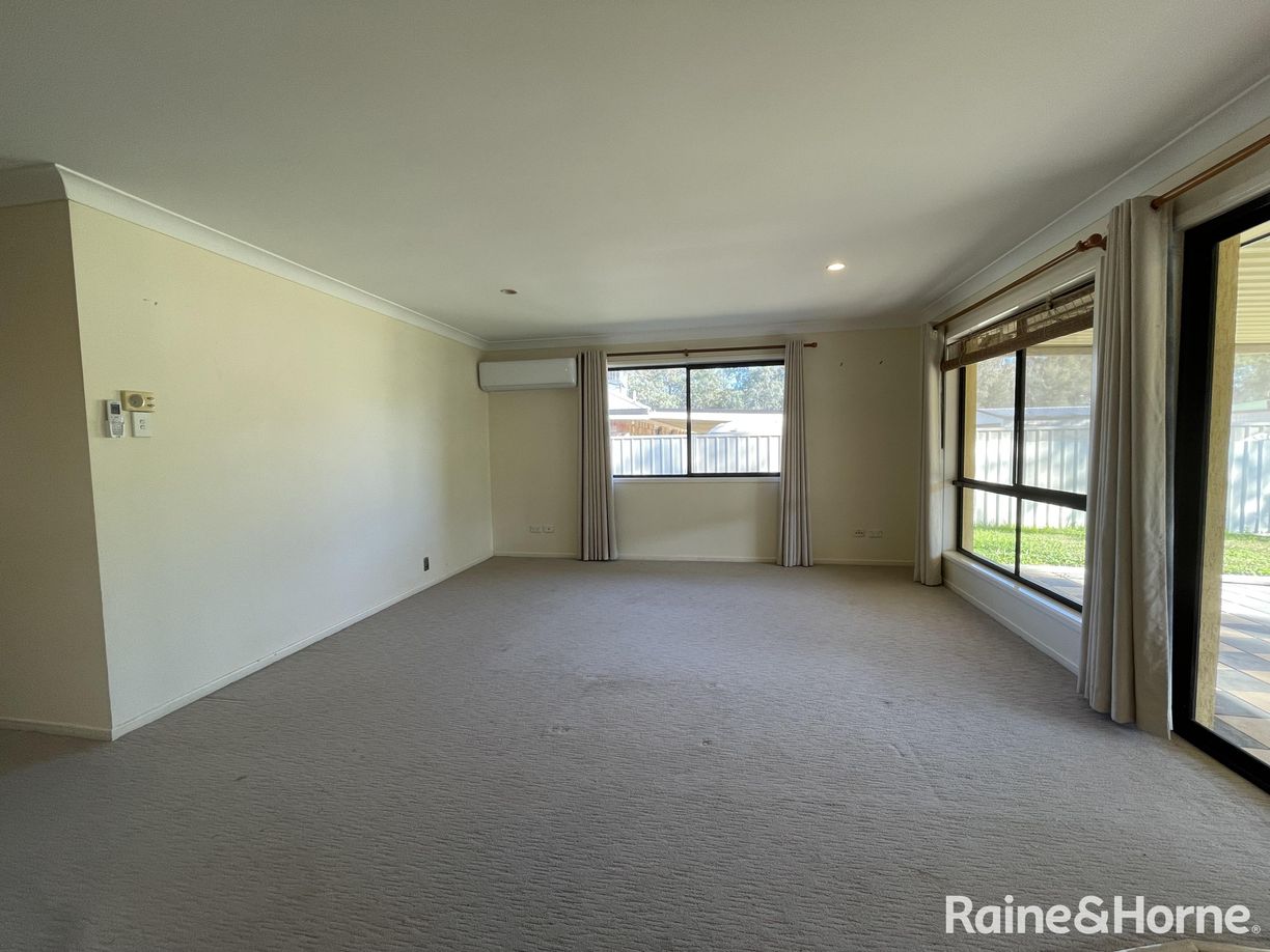 18 Bernborough Place — photo 23 of 30
