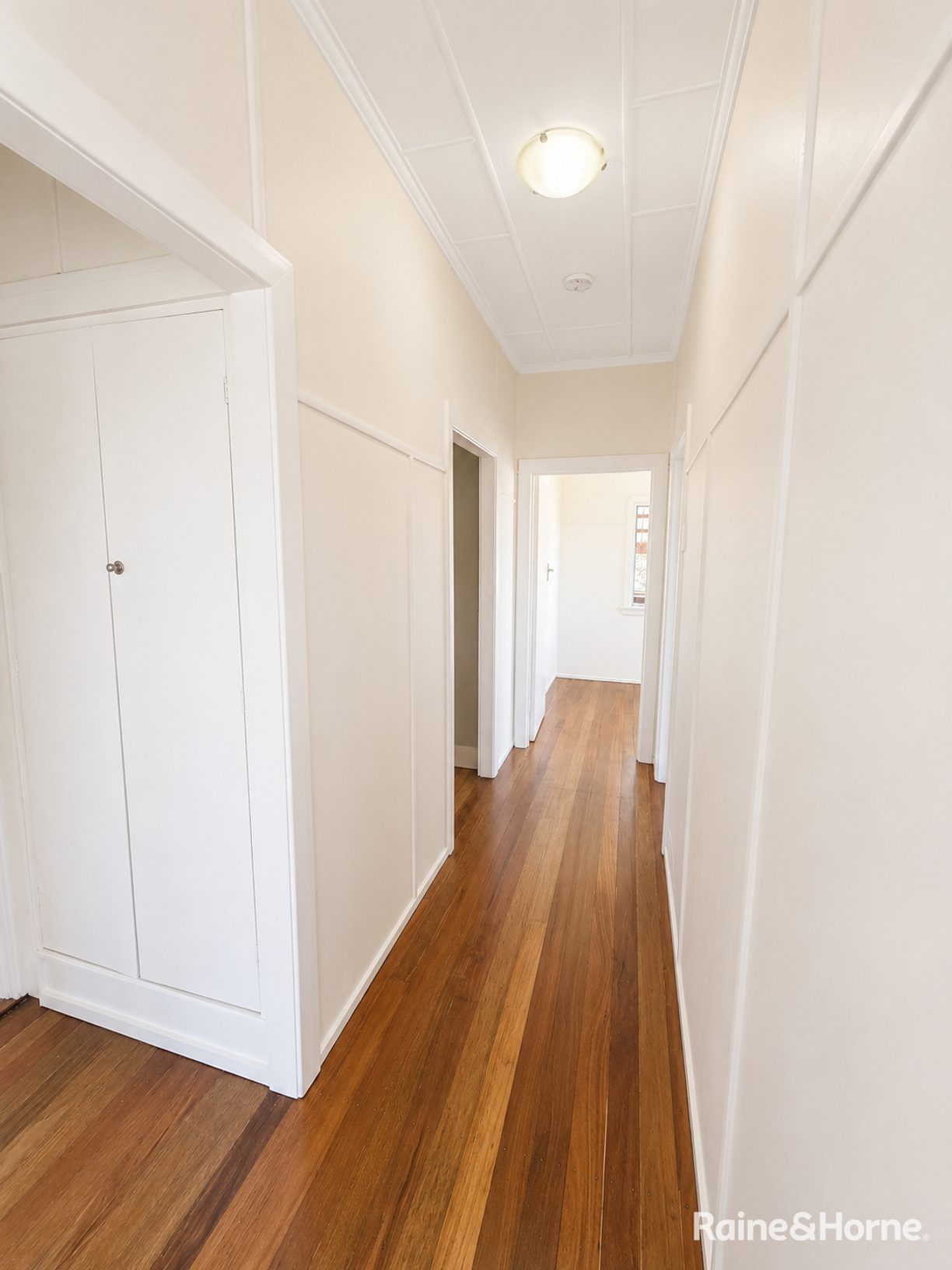 14A Queen Street — photo 10 of 15