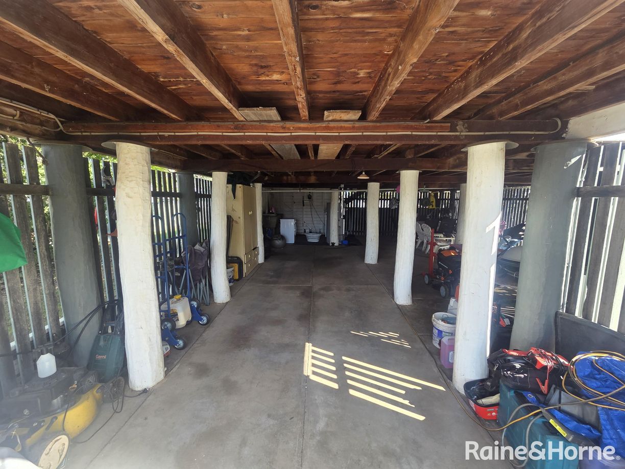 10 Burns Street — photo 10 of 22